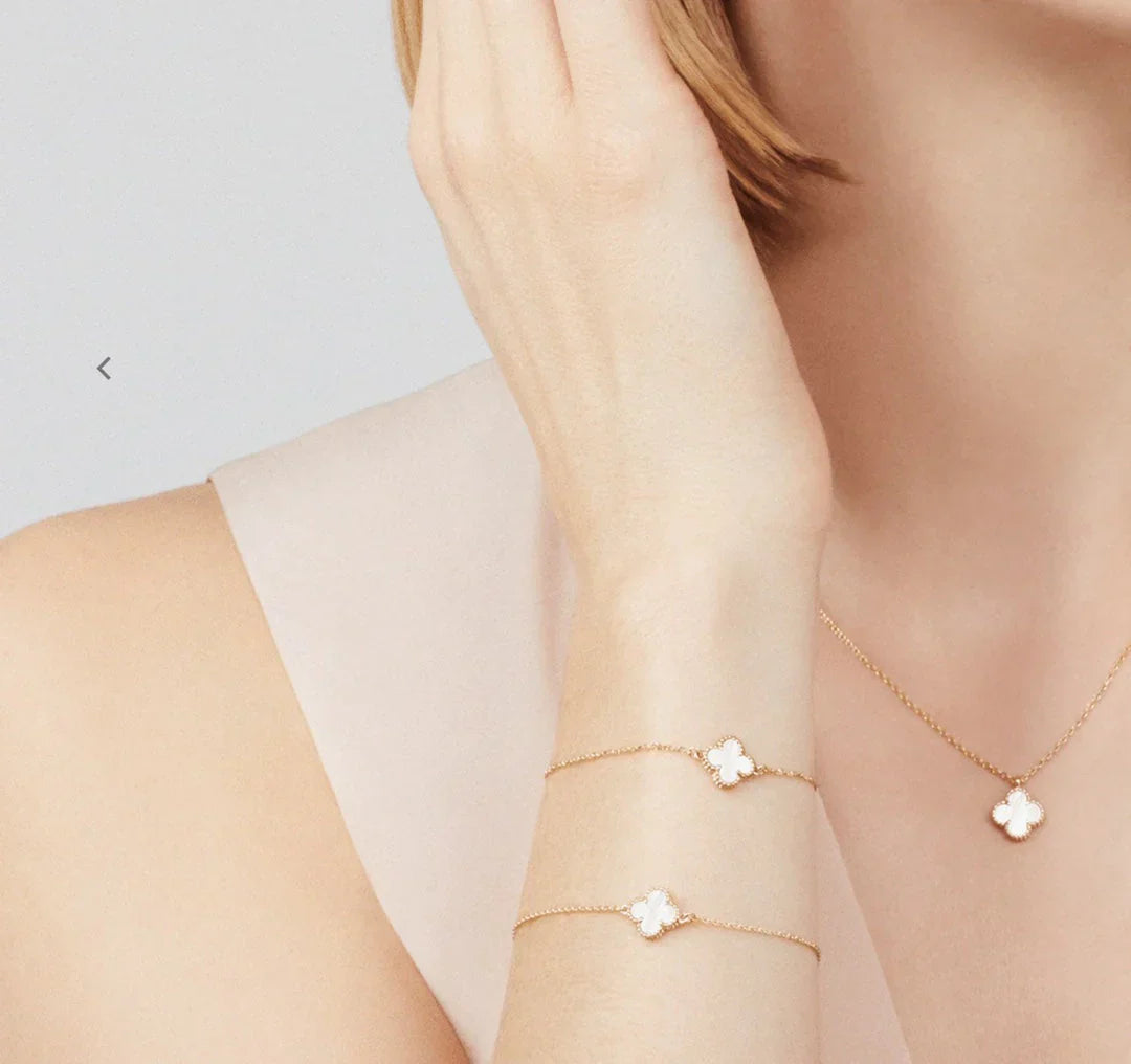 Ivory Bloom Necklace